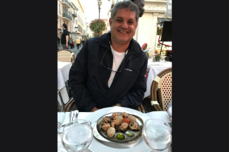 Leonardo Rocha de Almeida Abreu mostra como Porto de Galinhas alia beleza natural, infraestrutura e desenvolvimento regional.