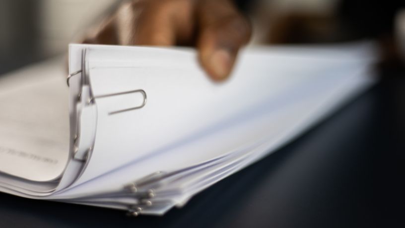 Jeffrey Epstein: crimes, poder e implicações políticas com conexões no Brasil