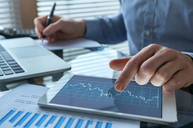 Fraude bilionária no INSS expõe fragilidades do sistema e levanta debate sobre influência política em esquemas financeiros